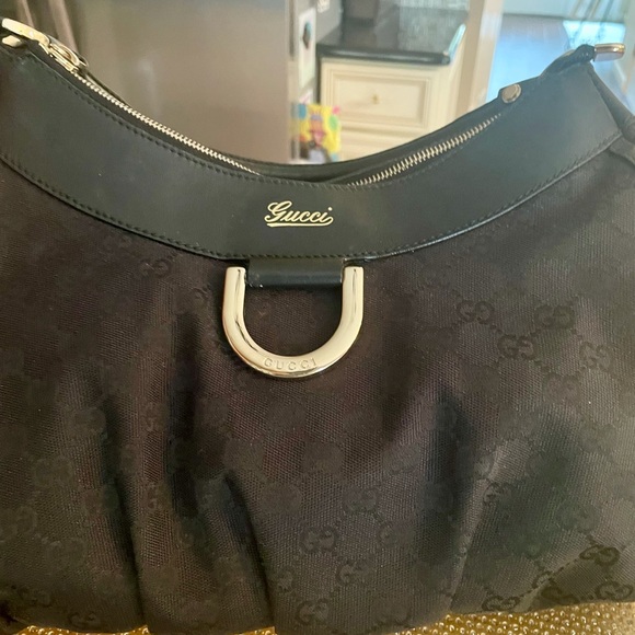 GUCCI Medium Shoulder bag GG - Picture 2 of 6